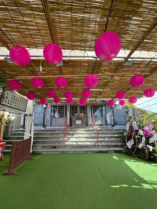 沖宮の{uncategorized: "未分類", other: "その他", undefined: "問題あり", building: "その他建物", grave: "お墓", sacred_gate: "鳥居", guardian: "狛犬", statue: "像", buddha: "仏像", history: "歴史", nature: "自然", garden: "庭園", animal: "動物", pagoda: "塔", temizu: "手水舎", mountain_gate: "山門・神門", sanctuary: "本殿・本堂", subordinate: "末社・摂社", art: "芸術", scenery: "景色", jizo: "地蔵", ema: "絵馬", goshuin: "御朱印", omikuji: "おみくじ", items: "授与品その他", amulet: "お守り", goshuincho: "御朱印帳", eats: "食事", festival: "お祭り", votive_dance: "神楽", shichigosan: "七五三参", wedding: "結婚式", experience: "体験その他", initially: "初詣", around: "周辺", anti_infection: "感染症対策"}