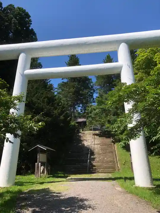 土津神社|こどもと出世の神さまの鳥居