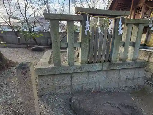 呉服神社の末社・摂社