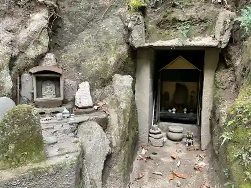 祠（兵庫区鵯越筋）のその他建物
