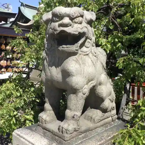 開口神社の狛犬