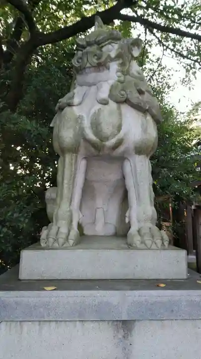 寒川神社の狛犬