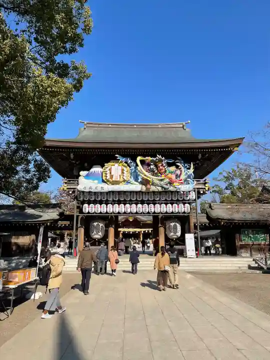 寒川神社の山門・神門