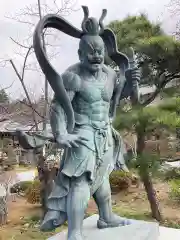 光明寺の像