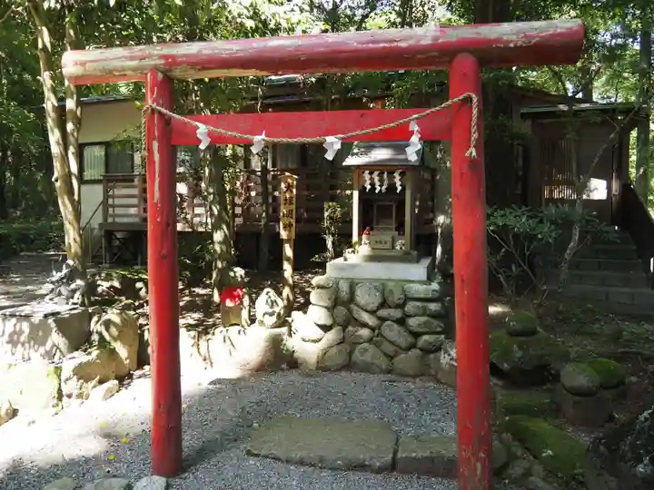 駒形神社(箱根神社摂社)の末社・摂社