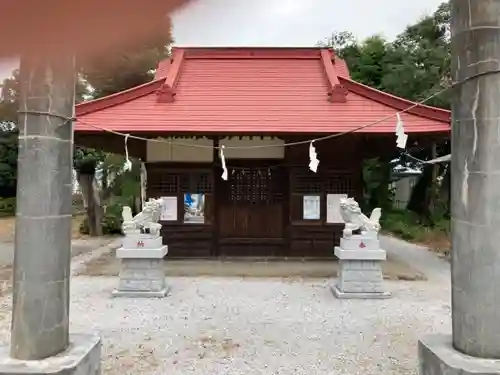 征矢神社の本殿