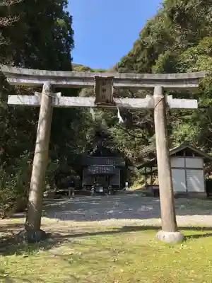 瀧神社(都農神社末社(奥宮))の鳥居