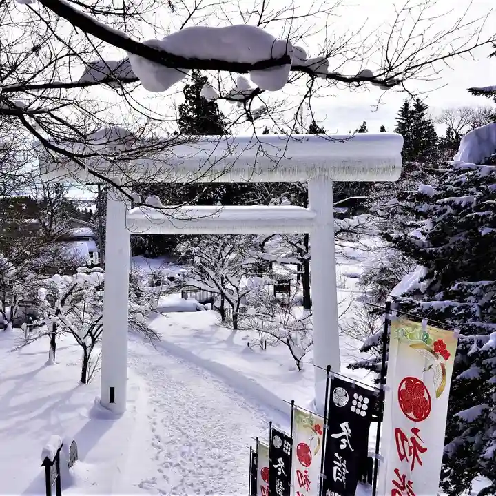 土津神社|こどもと出世の神さまの鳥居