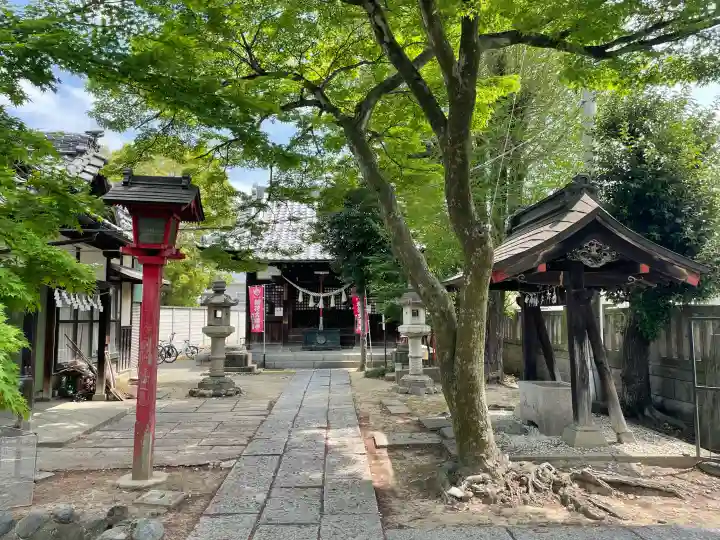 伊奈利神社の{uncategorized: "未分類", other: "その他", undefined: "問題あり", building: "その他建物", grave: "お墓", sacred_gate: "鳥居", guardian: "狛犬", statue: "像", buddha: "仏像", history: "歴史", nature: "自然", garden: "庭園", animal: "動物", pagoda: "塔", temizu: "手水舎", mountain_gate: "山門・神門", sanctuary: "本殿・本堂", subordinate: "末社・摂社", art: "芸術", scenery: "景色", jizo: "地蔵", ema: "絵馬", goshuin: "御朱印", omikuji: "おみくじ", items: "授与品その他", amulet: "お守り", goshuincho: "御朱印帳", eats: "食事", festival: "お祭り", votive_dance: "神楽", shichigosan: "七五三参", wedding: "結婚式", experience: "体験その他", initially: "初詣", around: "周辺", anti_infection: "感染症対策"}