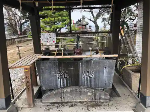 福良天満宮の手水舎