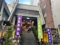 烏森神社の本殿・本堂