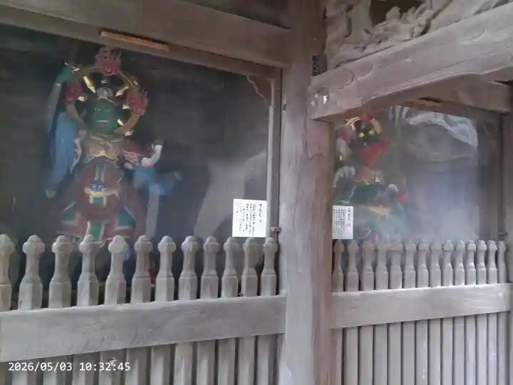 布施弁天 東海寺の{uncategorized: "未分類", other: "その他", undefined: "問題あり", building: "その他建物", grave: "お墓", sacred_gate: "鳥居", guardian: "狛犬", statue: "像", buddha: "仏像", history: "歴史", nature: "自然", garden: "庭園", animal: "動物", pagoda: "塔", temizu: "手水舎", mountain_gate: "山門・神門", sanctuary: "本殿・本堂", subordinate: "末社・摂社", art: "芸術", scenery: "景色", jizo: "地蔵", ema: "絵馬", goshuin: "御朱印", omikuji: "おみくじ", items: "授与品その他", amulet: "お守り", goshuincho: "御朱印帳", eats: "食事", festival: "お祭り", votive_dance: "神楽", shichigosan: "七五三参", wedding: "結婚式", experience: "体験その他", initially: "初詣", around: "周辺", anti_infection: "感染症対策"}