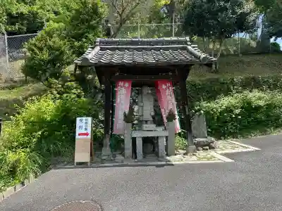 惠心院(恵心院)の{uncategorized: "未分類", other: "その他", undefined: "問題あり", building: "その他建物", grave: "お墓", sacred_gate: "鳥居", guardian: "狛犬", statue: "像", buddha: "仏像", history: "歴史", nature: "自然", garden: "庭園", animal: "動物", pagoda: "塔", temizu: "手水舎", mountain_gate: "山門・神門", sanctuary: "本殿・本堂", subordinate: "末社・摂社", art: "芸術", scenery: "景色", jizo: "地蔵", ema: "絵馬", goshuin: "御朱印", omikuji: "おみくじ", items: "授与品その他", amulet: "お守り", goshuincho: "御朱印帳", eats: "食事", festival: "お祭り", votive_dance: "神楽", shichigosan: "七五三参", wedding: "結婚式", experience: "体験その他", initially: "初詣", around: "周辺", anti_infection: "感染症対策"}