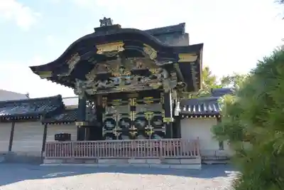本願寺(西本願寺)の山門・神門