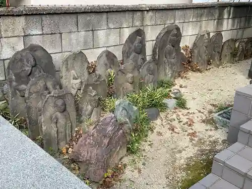 青巒寺(東京都)