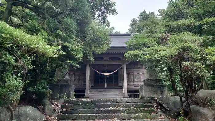 劔龍神社の本殿