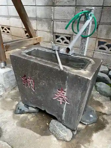 石井神社の{uncategorized: "未分類", other: "その他", undefined: "問題あり", building: "その他建物", grave: "お墓", sacred_gate: "鳥居", guardian: "狛犬", statue: "像", buddha: "仏像", history: "歴史", nature: "自然", garden: "庭園", animal: "動物", pagoda: "塔", temizu: "手水舎", mountain_gate: "山門・神門", sanctuary: "本殿・本堂", subordinate: "末社・摂社", art: "芸術", scenery: "景色", jizo: "地蔵", ema: "絵馬", goshuin: "御朱印", omikuji: "おみくじ", items: "授与品その他", amulet: "お守り", goshuincho: "御朱印帳", eats: "食事", festival: "お祭り", votive_dance: "神楽", shichigosan: "七五三参", wedding: "結婚式", experience: "体験その他", initially: "初詣", around: "周辺", anti_infection: "感染症対策"}