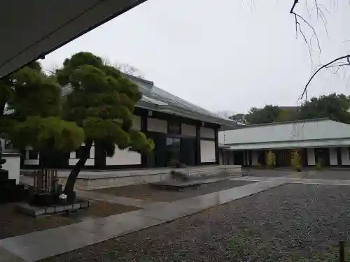 満願寺の本殿・本堂