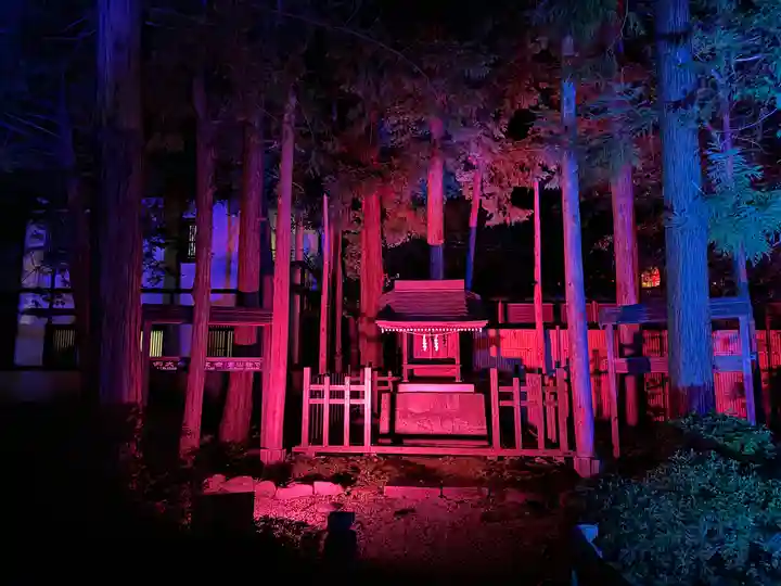 諏訪大社下社秋宮(長野県)