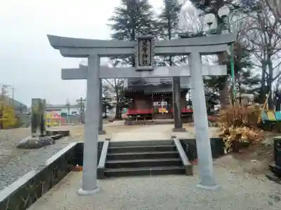 巨摩神社の鳥居