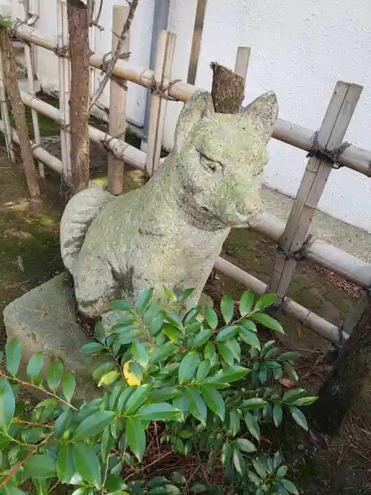 菟橋神社の狛犬