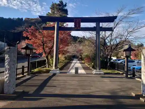 高麗神社の鳥居