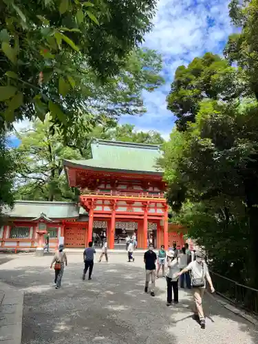 武蔵一宮氷川神社の山門・神門