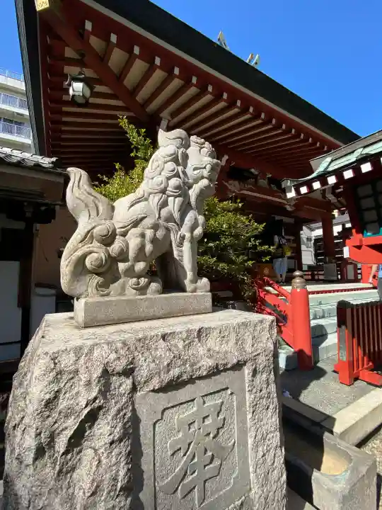 秋葉神社の{uncategorized: "未分類", other: "その他", undefined: "問題あり", building: "その他建物", grave: "お墓", sacred_gate: "鳥居", guardian: "狛犬", statue: "像", buddha: "仏像", history: "歴史", nature: "自然", garden: "庭園", animal: "動物", pagoda: "塔", temizu: "手水舎", mountain_gate: "山門・神門", sanctuary: "本殿・本堂", subordinate: "末社・摂社", art: "芸術", scenery: "景色", jizo: "地蔵", ema: "絵馬", goshuin: "御朱印", omikuji: "おみくじ", items: "授与品その他", amulet: "お守り", goshuincho: "御朱印帳", eats: "食事", festival: "お祭り", votive_dance: "神楽", shichigosan: "七五三参", wedding: "結婚式", experience: "体験その他", initially: "初詣", around: "周辺", anti_infection: "感染症対策"}