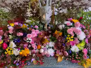 滑川神社 - 仕事と子どもの守り神の手水舎(2020年11月06日(金) 13時50分27秒投稿)