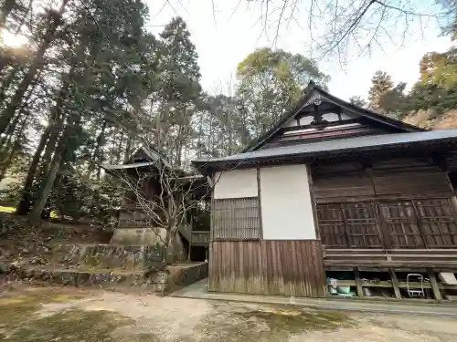 杉森神社の{uncategorized: "未分類", other: "その他", undefined: "問題あり", building: "その他建物", grave: "お墓", sacred_gate: "鳥居", guardian: "狛犬", statue: "像", buddha: "仏像", history: "歴史", nature: "自然", garden: "庭園", animal: "動物", pagoda: "塔", temizu: "手水舎", mountain_gate: "山門・神門", sanctuary: "本殿・本堂", subordinate: "末社・摂社", art: "芸術", scenery: "景色", jizo: "地蔵", ema: "絵馬", goshuin: "御朱印", omikuji: "おみくじ", items: "授与品その他", amulet: "お守り", goshuincho: "御朱印帳", eats: "食事", festival: "お祭り", votive_dance: "神楽", shichigosan: "七五三参", wedding: "結婚式", experience: "体験その他", initially: "初詣", around: "周辺", anti_infection: "感染症対策"}