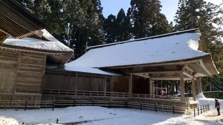 白山神社の{uncategorized: "未分類", other: "その他", undefined: "問題あり", building: "その他建物", grave: "お墓", sacred_gate: "鳥居", guardian: "狛犬", statue: "像", buddha: "仏像", history: "歴史", nature: "自然", garden: "庭園", animal: "動物", pagoda: "塔", temizu: "手水舎", mountain_gate: "山門・神門", sanctuary: "本殿・本堂", subordinate: "末社・摂社", art: "芸術", scenery: "景色", jizo: "地蔵", ema: "絵馬", goshuin: "御朱印", omikuji: "おみくじ", items: "授与品その他", amulet: "お守り", goshuincho: "御朱印帳", eats: "食事", festival: "お祭り", votive_dance: "神楽", shichigosan: "七五三参", wedding: "結婚式", experience: "体験その他", initially: "初詣", around: "周辺", anti_infection: "感染症対策"}