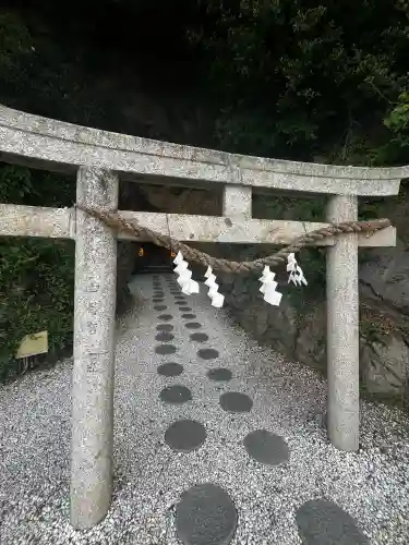 安乎岩戸神社（旧表記：安乎岩戸信龍神社）(兵庫県)