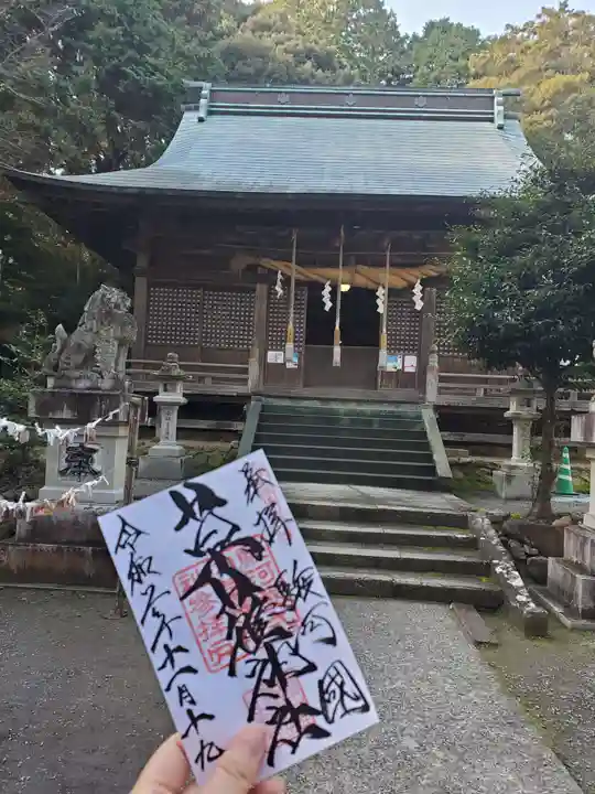 草薙神社の本殿・本堂