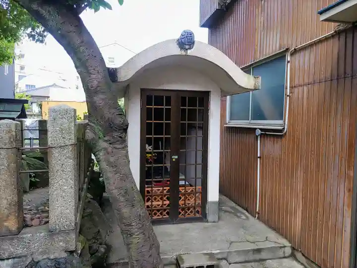 横田神社の末社・摂社