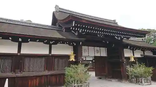 賀茂御祖神社（下鴨神社）の山門