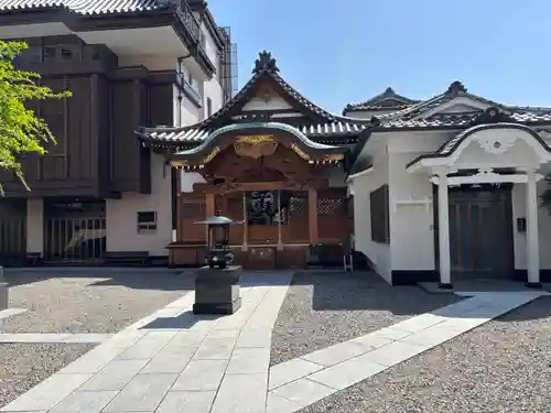 真源寺（入谷鬼子母神）の本殿・本堂