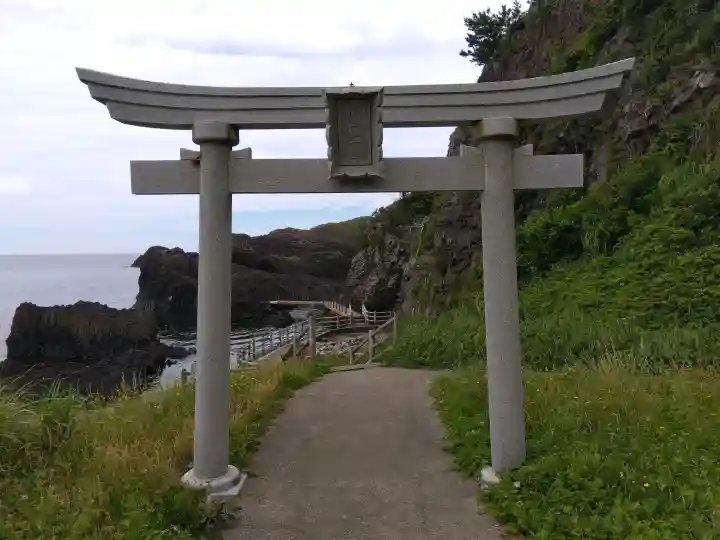 松島観音堂の{uncategorized: "未分類", other: "その他", undefined: "問題あり", building: "その他建物", grave: "お墓", sacred_gate: "鳥居", guardian: "狛犬", statue: "像", buddha: "仏像", history: "歴史", nature: "自然", garden: "庭園", animal: "動物", pagoda: "塔", temizu: "手水舎", mountain_gate: "山門・神門", sanctuary: "本殿・本堂", subordinate: "末社・摂社", art: "芸術", scenery: "景色", jizo: "地蔵", ema: "絵馬", goshuin: "御朱印", omikuji: "おみくじ", items: "授与品その他", amulet: "お守り", goshuincho: "御朱印帳", eats: "食事", festival: "お祭り", votive_dance: "神楽", shichigosan: "七五三参", wedding: "結婚式", experience: "体験その他", initially: "初詣", around: "周辺", anti_infection: "感染症対策"}