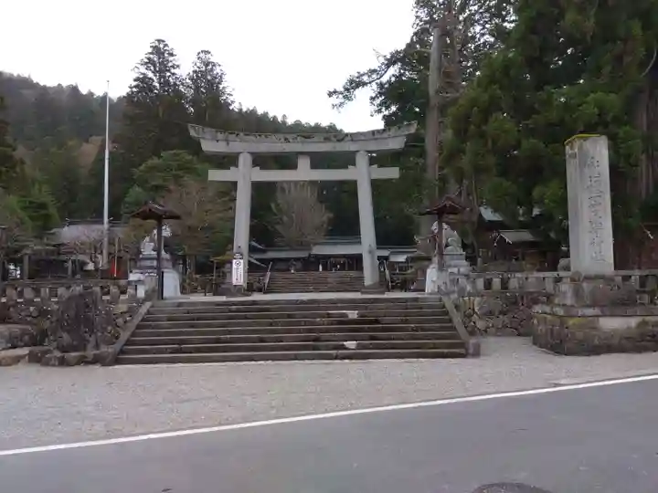 飛驒一宮水無神社(岐阜県)