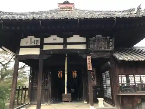 園城寺（三井寺）の本殿