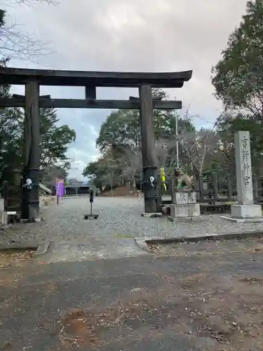 吉野神宮の鳥居