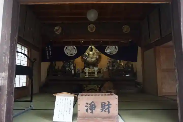 月照寺の本殿・本堂
