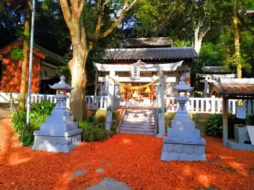 白山神社の鳥居