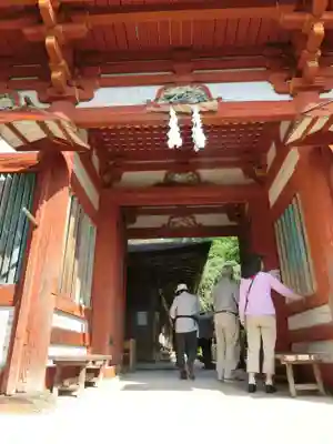 吉野水分神社(吉野町)の山門・神門