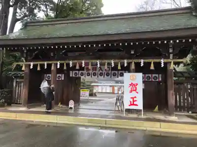砥鹿神社(里宮)の山門・神門