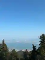 比叡山延暦寺の{uncategorized: "未分類", other: "その他", undefined: "問題あり", building: "その他建物", grave: "お墓", sacred_gate: "鳥居", guardian: "狛犬", statue: "像", buddha: "仏像", history: "歴史", nature: "自然", garden: "庭園", animal: "動物", pagoda: "塔", temizu: "手水舎", mountain_gate: "山門・神門", sanctuary: "本殿・本堂", subordinate: "末社・摂社", art: "芸術", scenery: "景色", jizo: "地蔵", ema: "絵馬", goshuin: "御朱印", omikuji: "おみくじ", items: "授与品その他", amulet: "お守り", goshuincho: "御朱印帳", eats: "食事", festival: "お祭り", votive_dance: "神楽", shichigosan: "七五三参", wedding: "結婚式", experience: "体験その他", initially: "初詣", around: "周辺", anti_infection: "感染症対策"}