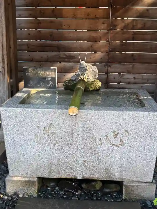 鎮守氷川神社の手水舎