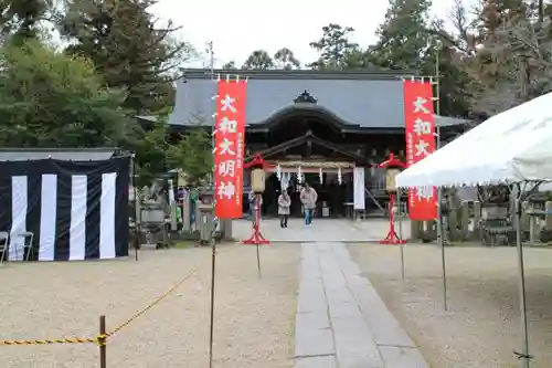 大和神社の本殿