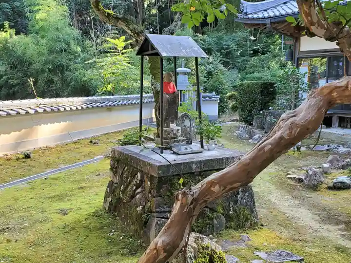 多聞院の地蔵