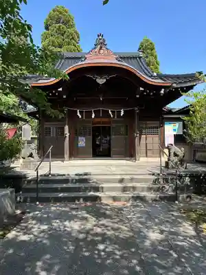 越中白山総社の本殿・本堂