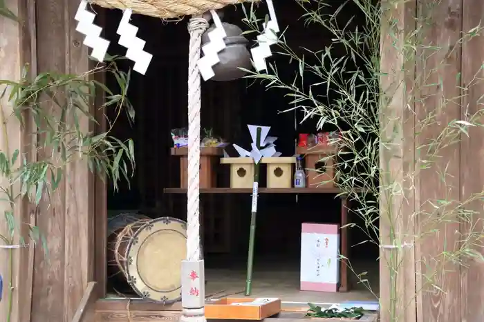 八幡神社の本殿